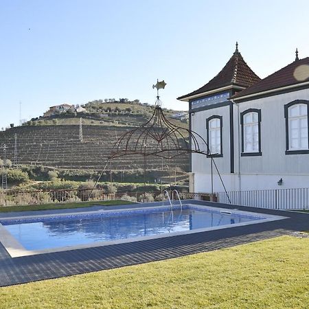Gasthaus Casa De Cambres Lamego Exterior foto